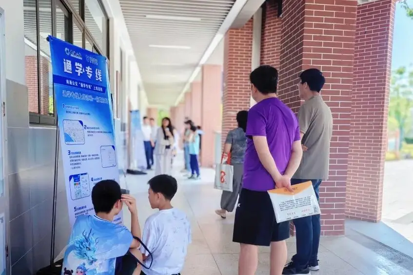 通学 通医 通游 通企 | 南通公交不止于布局，更见于落实，让市民期盼一路生花~